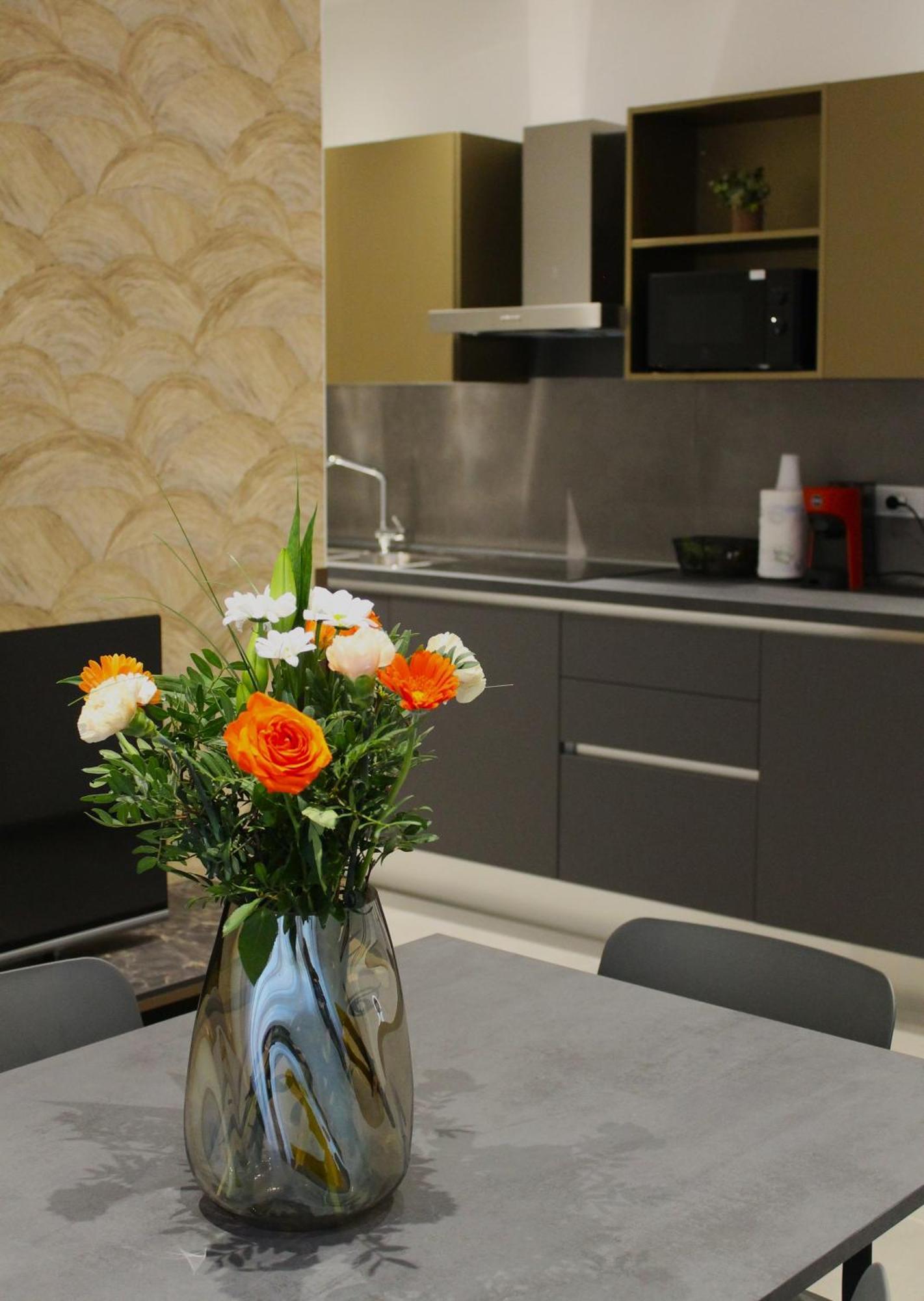 Miki - Mauro Macchi 91 Apartment *
